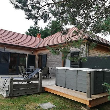 Les Lodges Du Morvan Brazey-en-Morvan Exterior photo